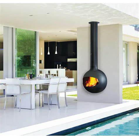 EMIFOCUS OUTDOOR WALL MOUNTED FIREPLACE.